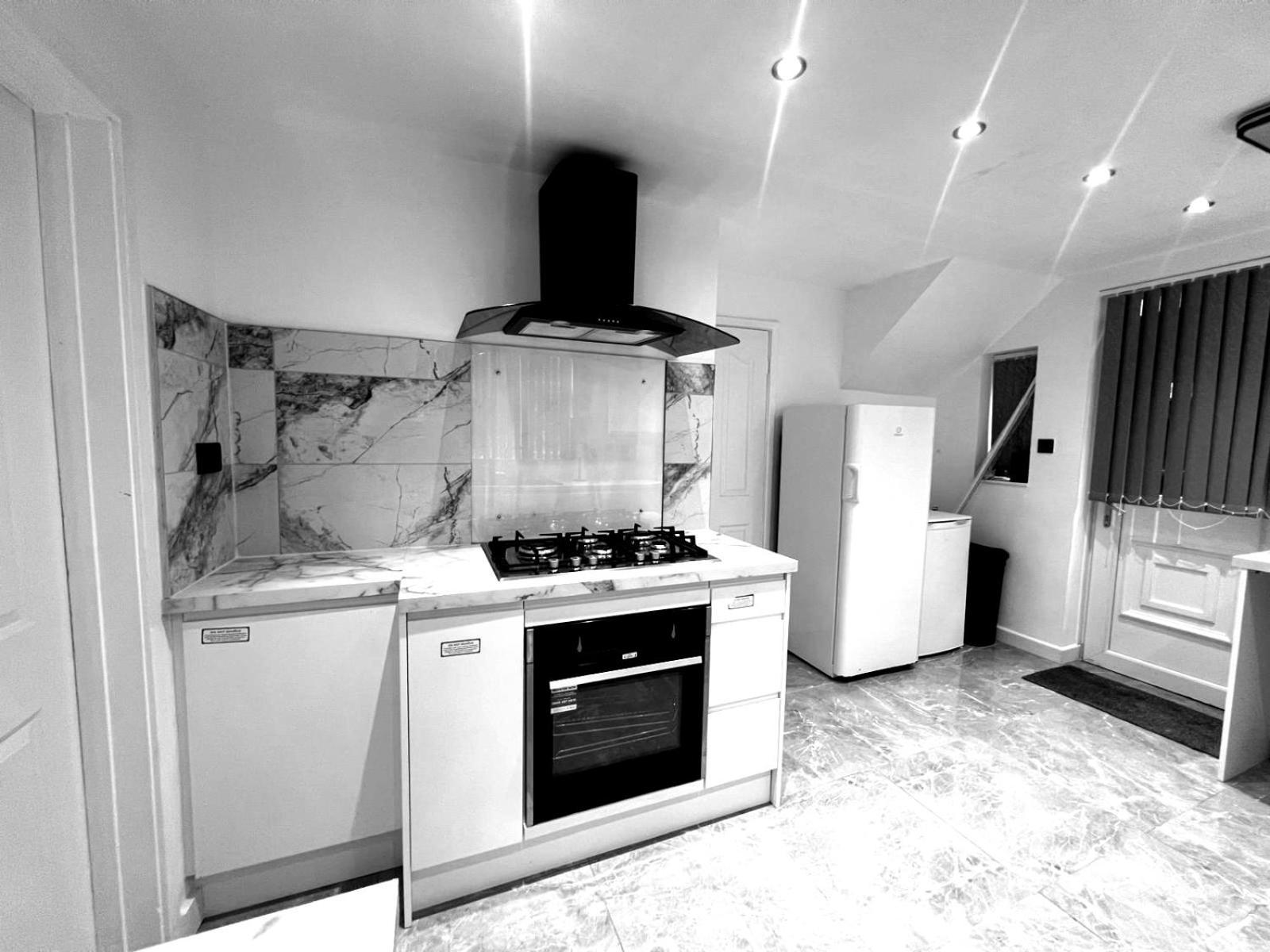 House Hundy Apartment Manchester Exterior photo